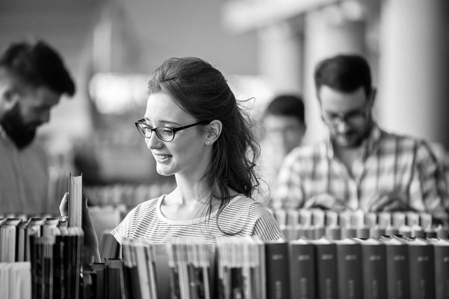 Estudios de másteres : UNED Pamplona