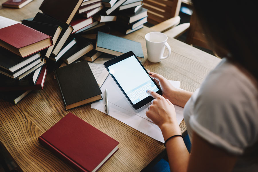 Avisos última hora : UNED