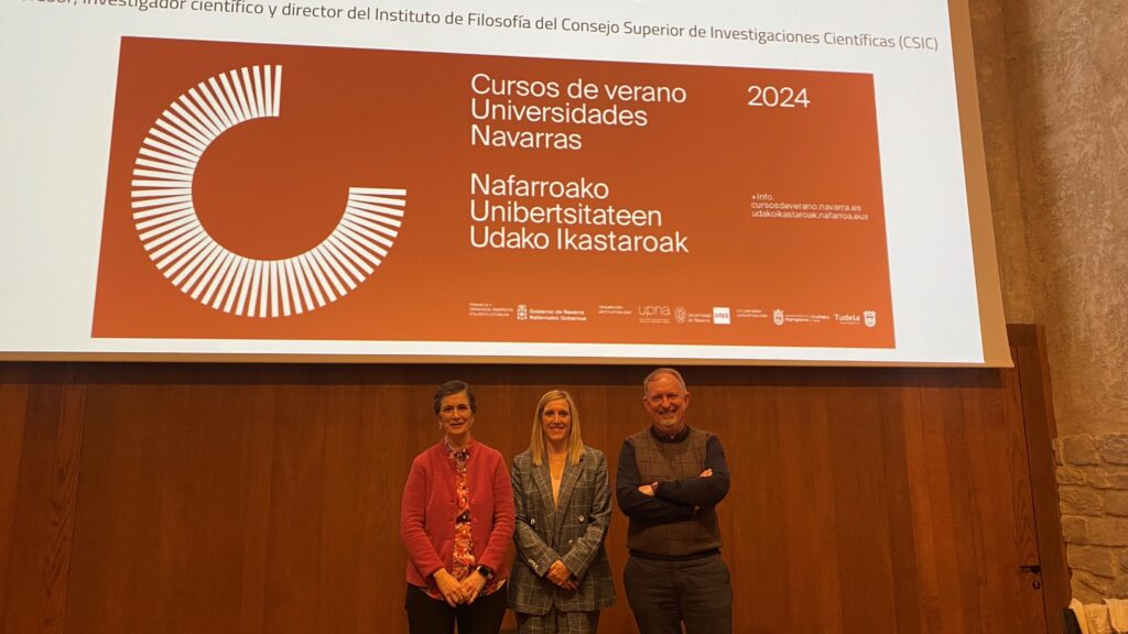 El investigador científico Txetxu Ausín inaugura los Cursos de verano de las universidades